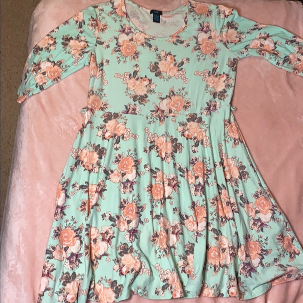 Rue21 Mid Sleeved Dress
